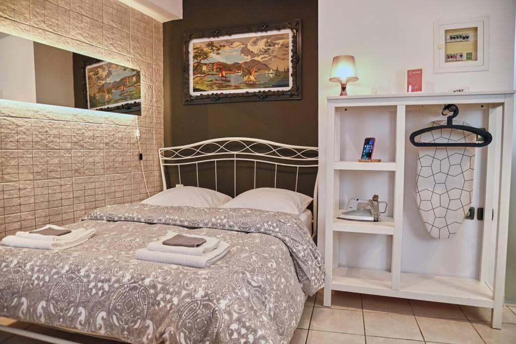 #Tyrtaiou Modern Design Studio Mytilene Luaran gambar